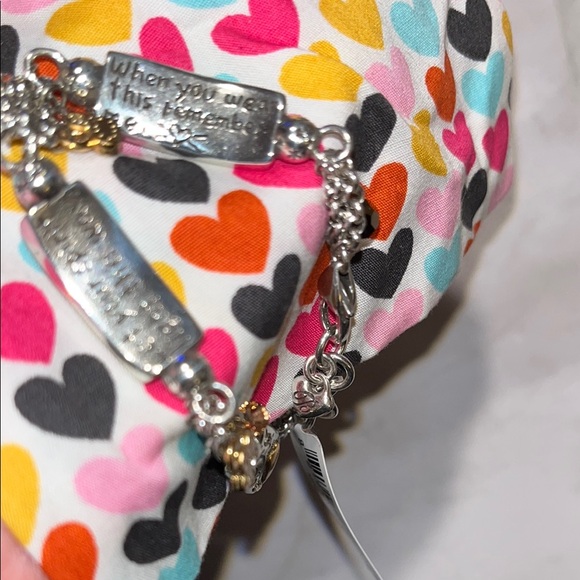 💥NWT💥 Brighton Silver & Gold Heart Bracelet with pouch! 🩷 - Picture 6 of 8